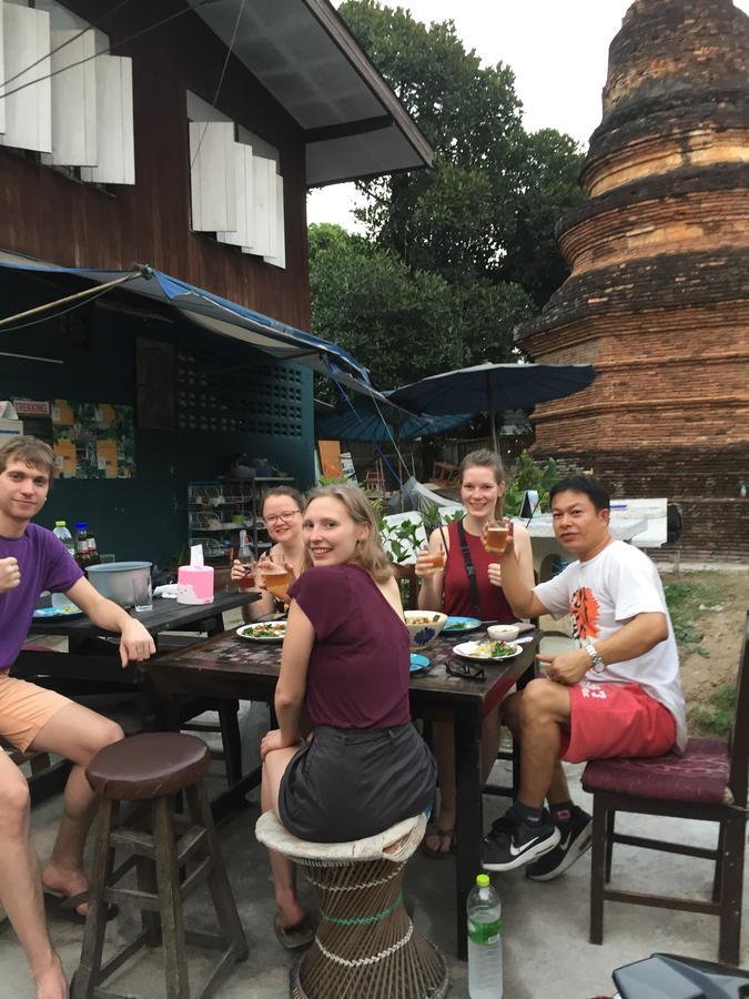Tiger House Hostel (Adults Only) Chiang Mai Exterior foto